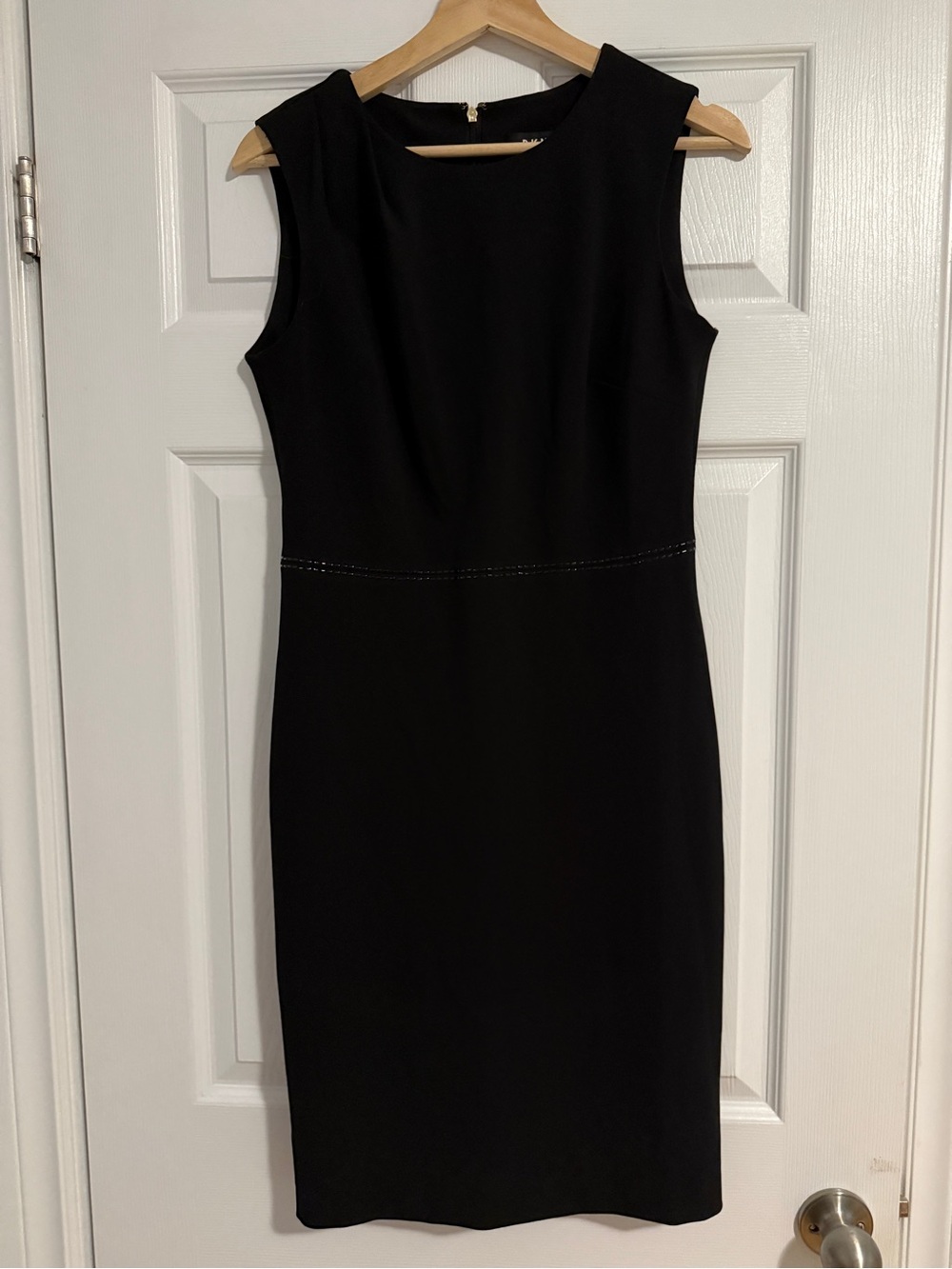 DKNY Black Sleeveless Midi Sheath Dress with Subtle Waist Detail